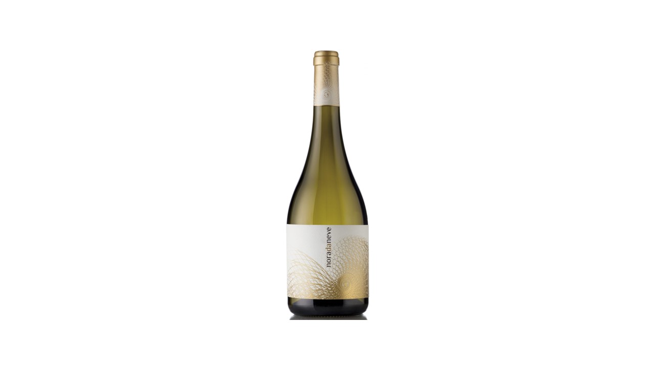 Nora da Neve Magnum